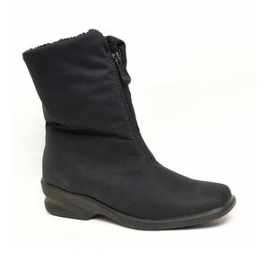 Toe Warmers Canada Women's Michelle Black mid zip waterproof Winter Boots 7.5